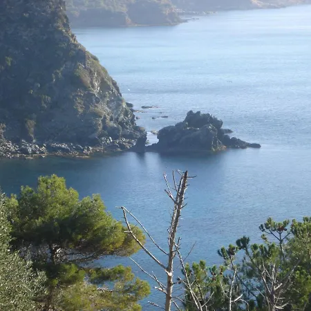 In 2 To 4 Persons With Large Garden Stella Appartamento Capoliveri (Isola d'Elba)