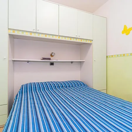 In 2 To 4 Persons With Large Garden Stella * Capoliveri (Isola d'Elba)